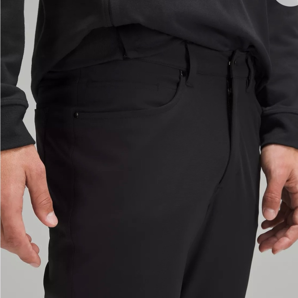 Lululemon Men's Black Casual Pants